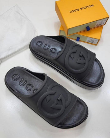 Gucci Interlocking G Black Slide Sandals