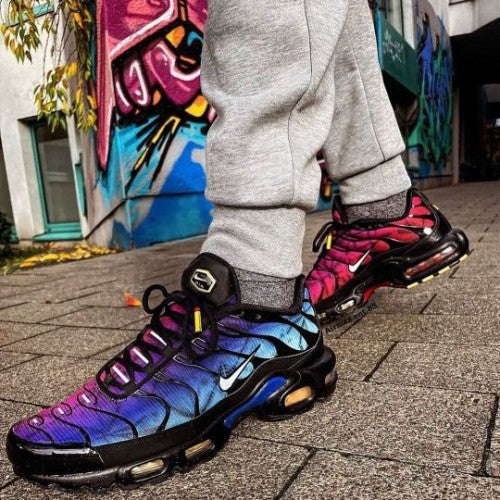Nike Air Max Plus TN 25th Anniversary Trainers – Blue & Red Gradient (Mens)