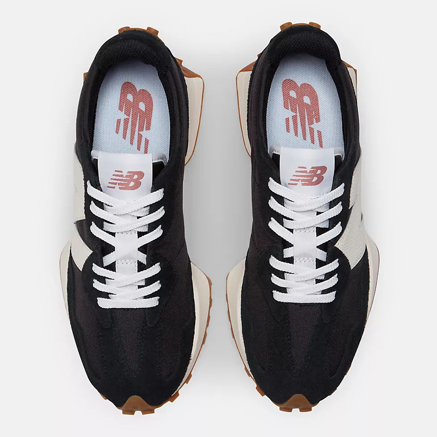 New Balance 327 Trainers – Black with White & Gum Sole